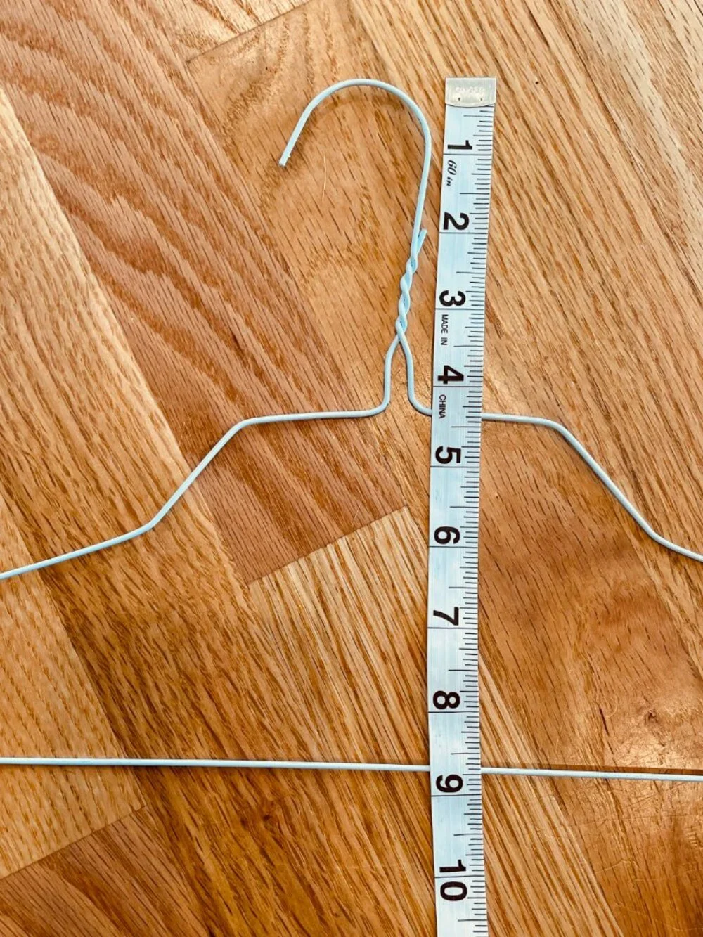 Lot of 30 White Wire Clothes Hangers Shirt Blouse Craft 18”